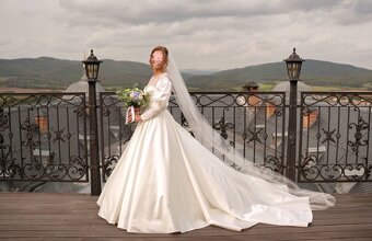 Elegantné svadobné šaty. - 2