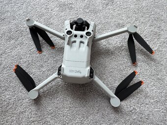 DJI Mini 3 Pro Fly More Combo + DJI RC – kompletný set - 2