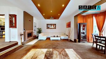 Predaj 6-izbového rodinného domu (452m²) priamo v centre Dun - 2