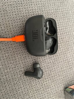 JBL wawe beam - 2
