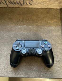 Playstation 4 jet black slim 1 TB - 2