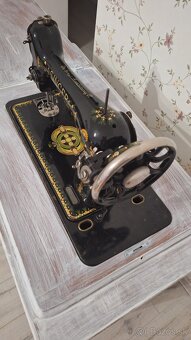 SIJACI STROJ alebo Komoda - 2