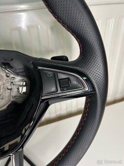 Volant Octavia 3 RS s DSG pádlami - 2