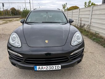 Porsche Cayenne S - 2