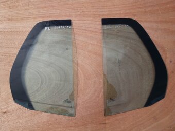 Dverové sklá - VW Golf 5 Hatchback - 2