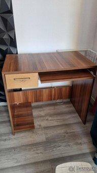Predám písací stôl - 2