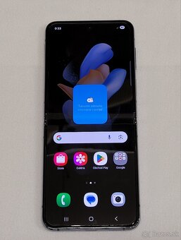 Samsung Galaxy Z Flip 4 modrý - 2
