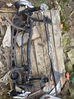 Vw passat b6 2.0tdi predná a zadná náprava - 2