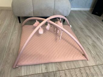 Hracia  podlozka - 2