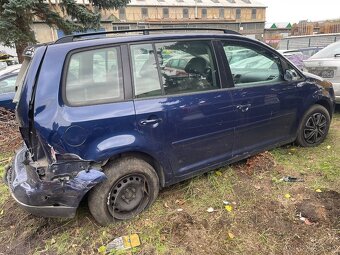 Volkswagen Touran 2004 - 2