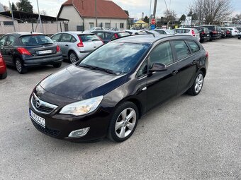 Opel Astra 1.4T benzín, 103kW, MT/6, rok:04.2012. - 2