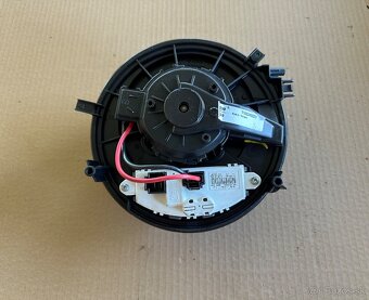 Ventilator kúrenia škoda octavia 3 - 2