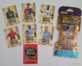 PANINI FIFA 365 2024/2025 - Premium Gold balíček 3 karty GO - 2