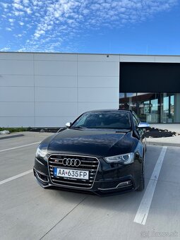 Audi s5 3.0tfsi - 2