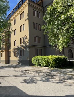 PREDAJ - 2 Izbový byt CENTRUM / Sad na Studničkách - 2