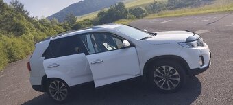 Kia Sorento - 2