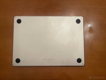 MacBook Air M2 8/256GB - 2