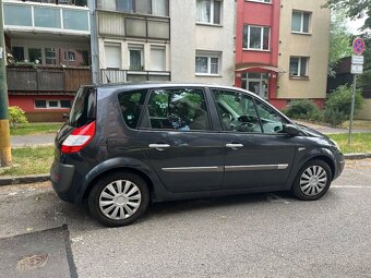 Renault Scenic 1.9 dCi (2006) - 2