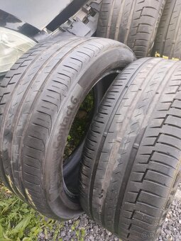4ks Continental 235/45 R17 5mm - 2