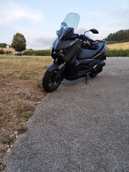 Skuter125 Yamaha Xmax - 2