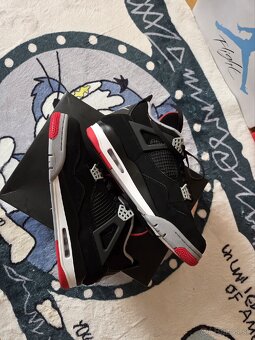 Jordan 4 Nike - 2