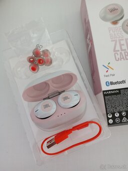 1+1Slúchadlá JBL a RB-čierne - 2