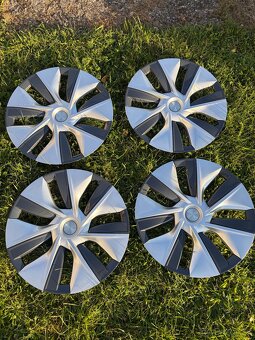 Puklice Tesla Model Y - 2