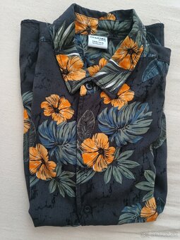 Predám oblečenie - 2