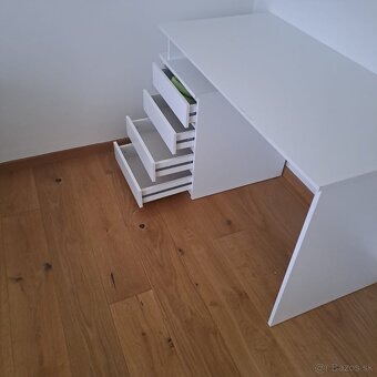 Pisaci stol - 2