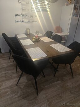 Stol a stoličky - 2