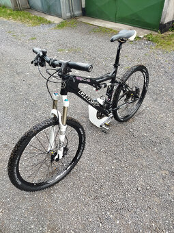 celoodpruzeny Ghost MISS AMR 5700 - 2