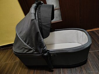 Vanička Thule Sleek - 2