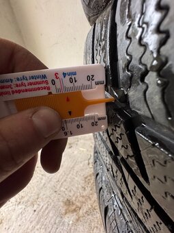 Matador 215/60 R16 - 2