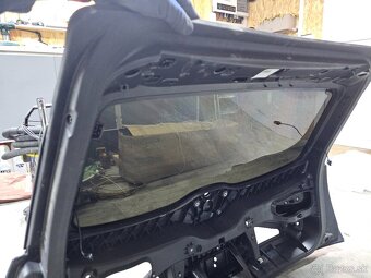 BMW i3 zadné veko - 2