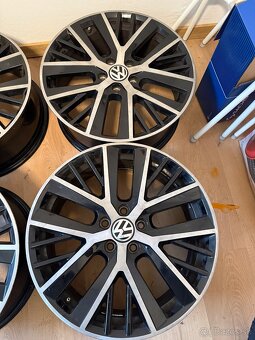 Vw originál disky 5x112 R19 - 2