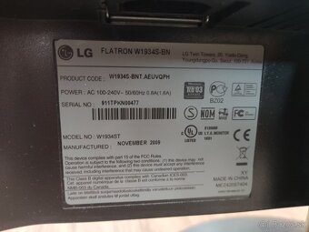 Predám 19" LCD monitor LG Flatron W1934S-BN - 2
