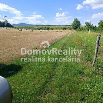 ZNÍŽENÁ CENA Na predaj pozemok v obci Nemečky 982 m2 - 2
