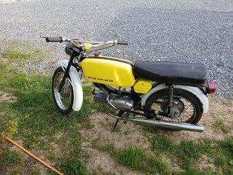 Jawa 21 mustang - 2