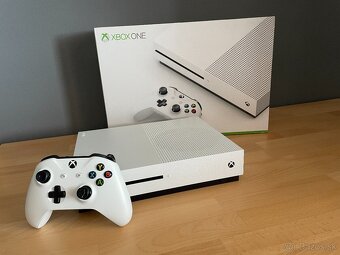 Xbox One S 500GB + Hry - 2