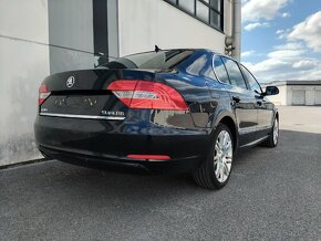 rozpredám Superb 2 facelift 2014 čierny - 2