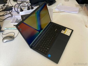 ASUS Vivobook 15 (X1504ZA) – Intel Core i5-1235U / 8 GB RAM - 2