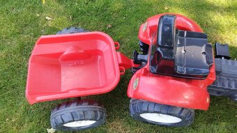 Šlapací traktor s vlečkou - 2