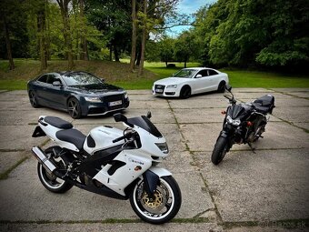 Kawasaki ZX9R Ninja - 2