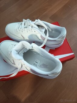 Predám dámske botasky Nike - 2