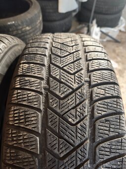 235/65 R17 zimné Pirelli Scorpion - 2