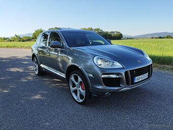 Porsche Cayenne 4.8 V8 turbo 500ps. - 2