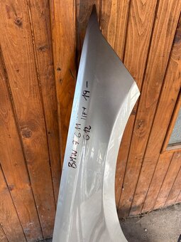 BMW 7 g11 g12 lift 2019- pravý blatník - 2