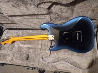 Fender American Professional II Stratocaster RW Dark Night - 2