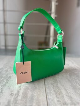 Krasna zelena kabelka - 2