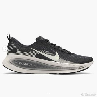 Nike VOMERO 18 NOVÉ - 2